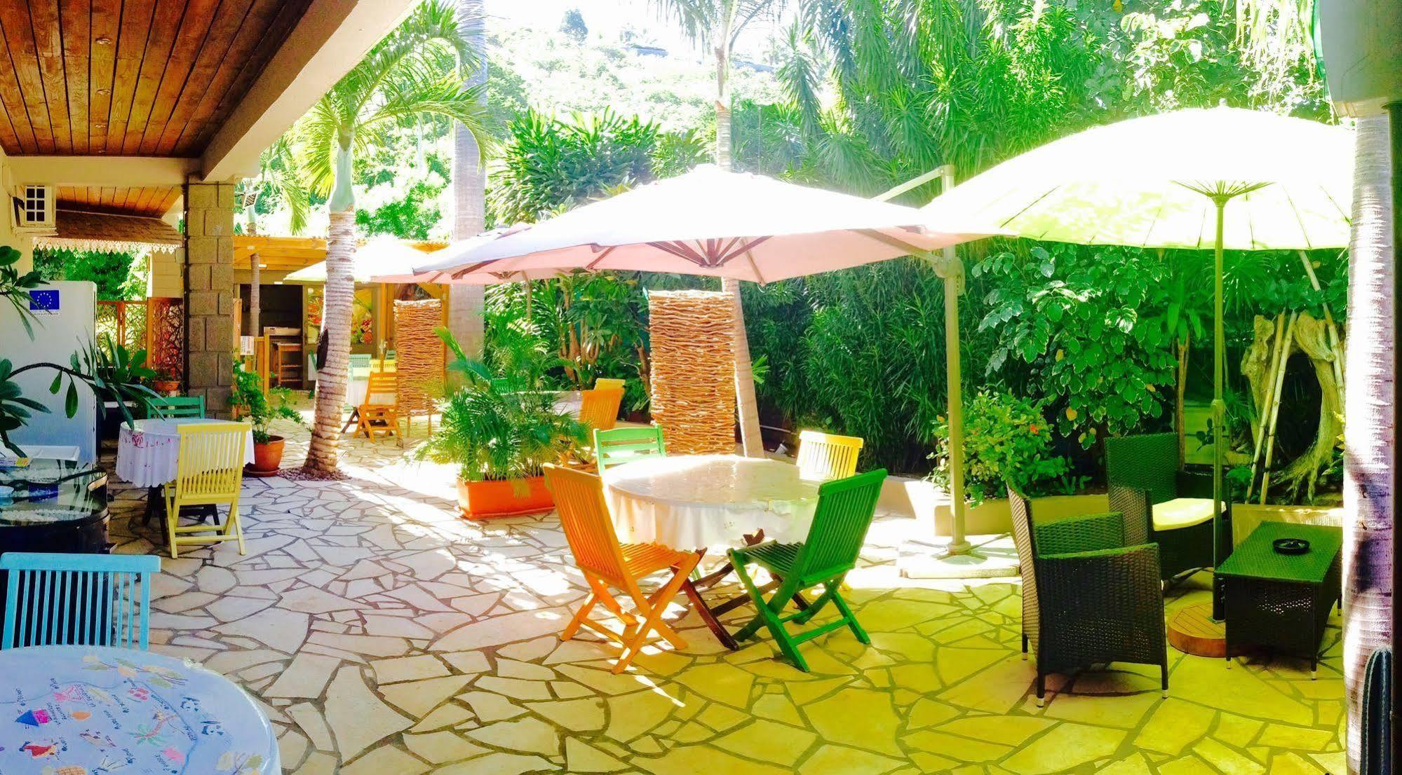 Hotel Ylang Ylang Saint-Gilles Les Bains Exterior photo